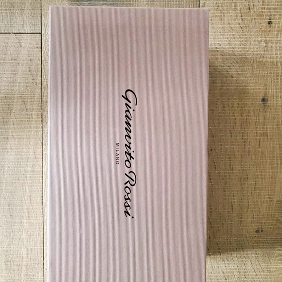 Brand new,Gorgeous, Unworn Blk Shoes - Picture 1 of 4